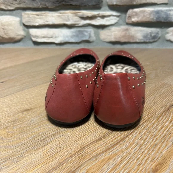 Size 8 Born leather flats, women’s size 8 dress shoes - Picture 2 of 7